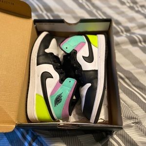 Jordan 1’s- Kids